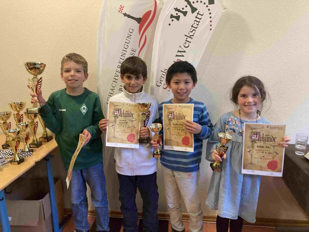 Strahlende U10er beim 12. BJP